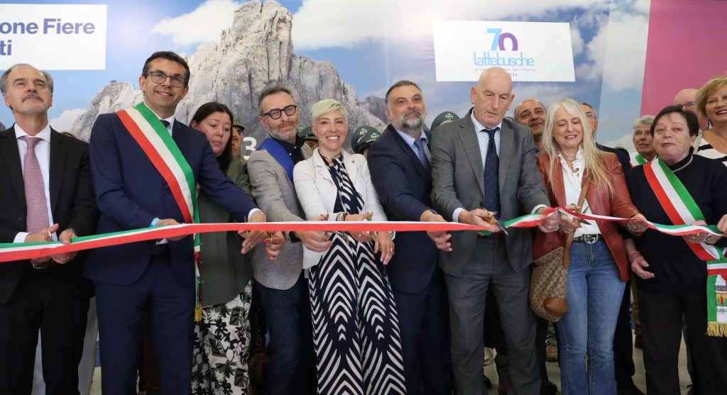 Taglio de Nastro a Caccia Pesca Natura 2026 a Longarone Fiere Dolomiti
