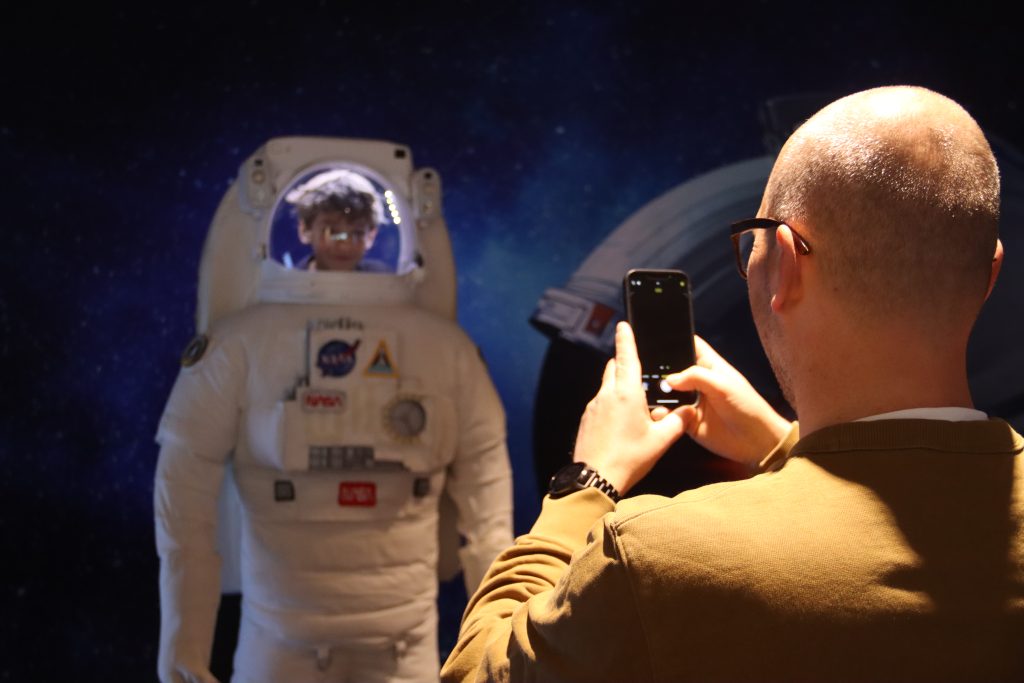 Life in Space a Longarone Fiere Dolomiti con Hereleb